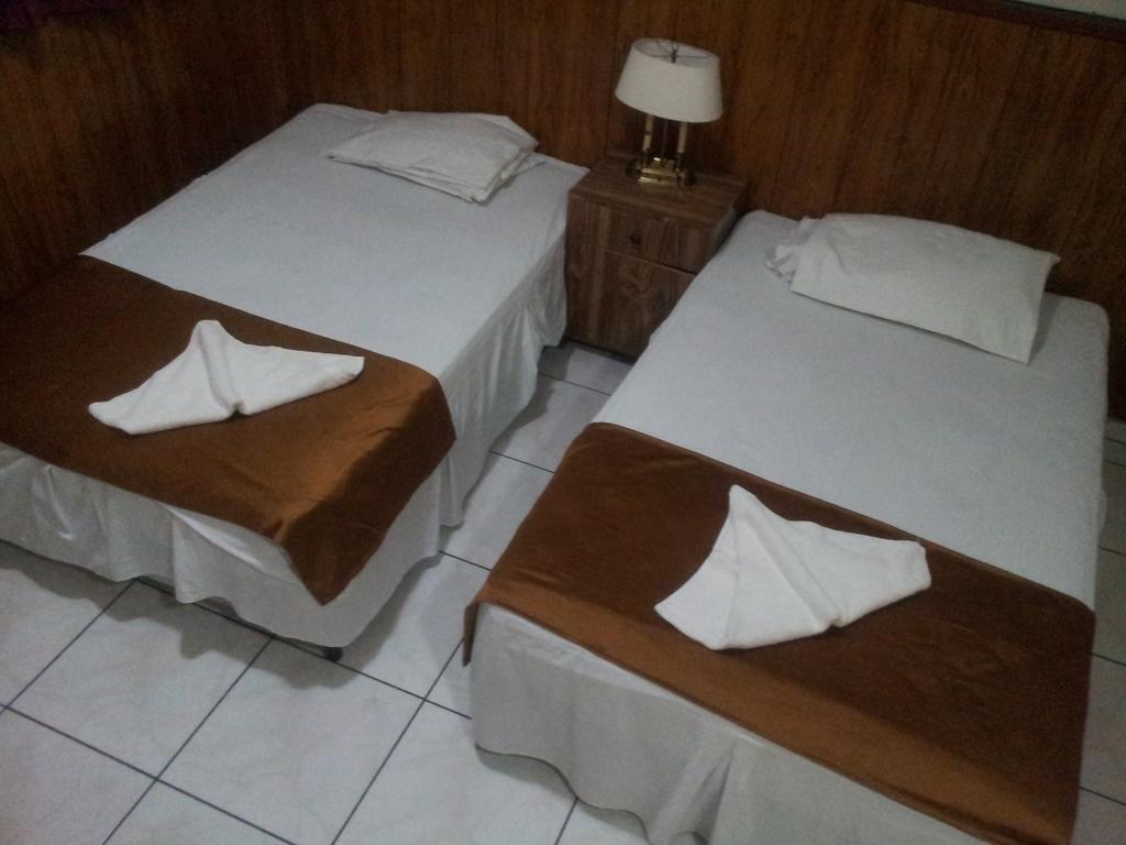 Hotel Manantiales El Salvador サンサルバドル 部屋 写真