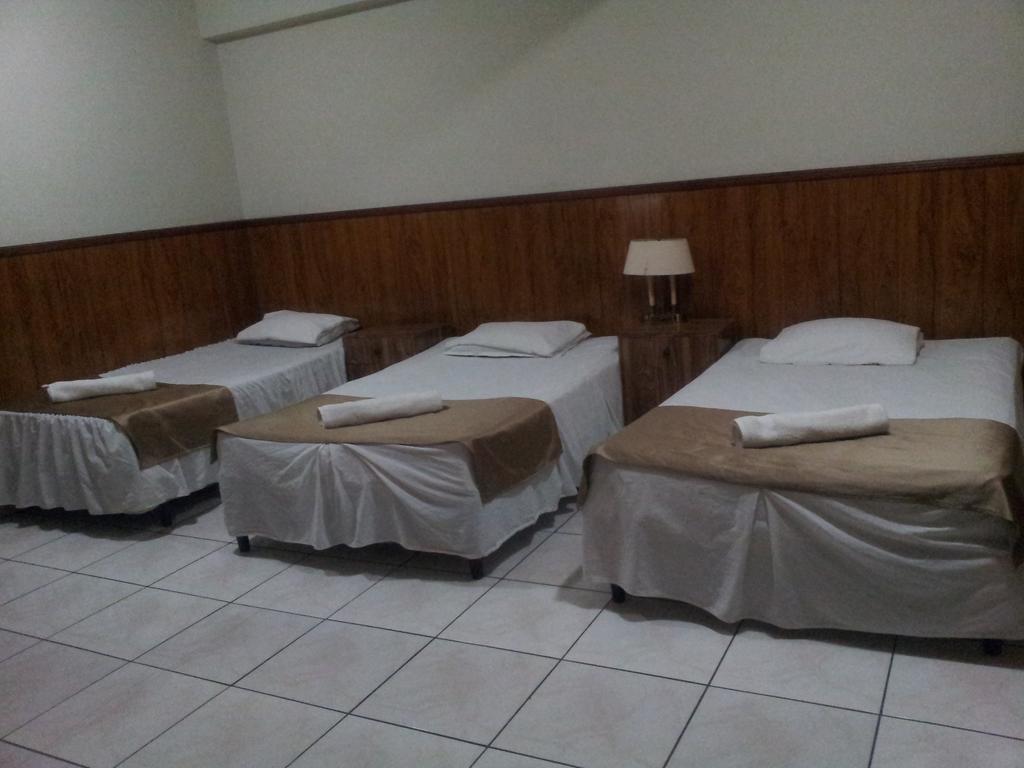 Hotel Manantiales El Salvador サンサルバドル 部屋 写真